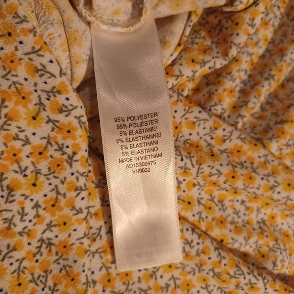 Adrianna Papell floral top - Picture 6 of 7